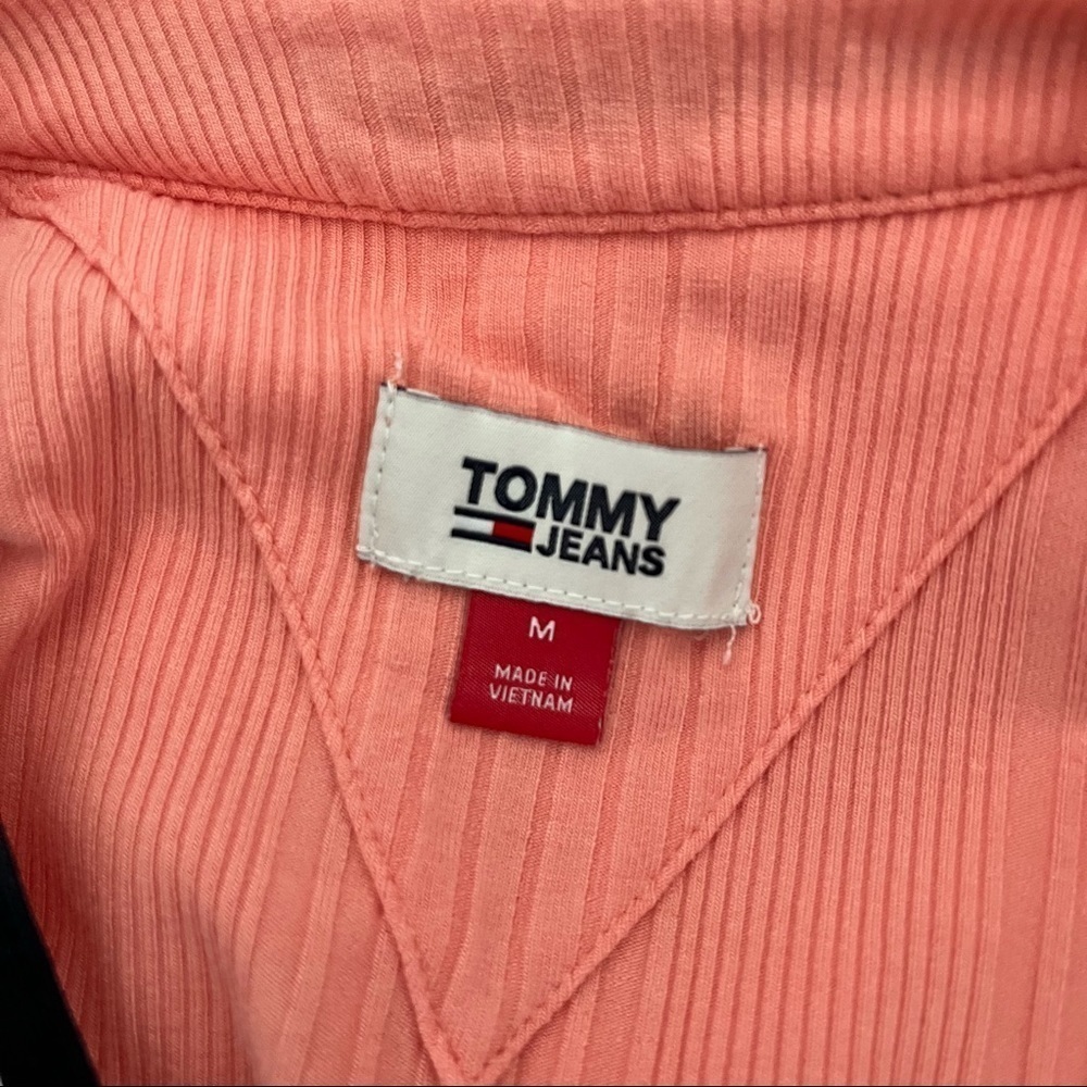 TOMMY JEANS sz M Peach Orange Henley Crop Top Short Sleeve - Picture 6 of 9